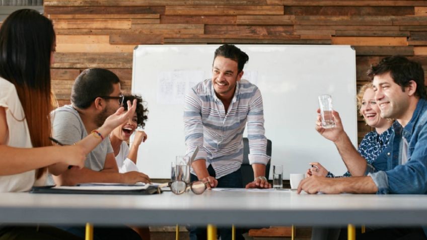 Lee más sobre el artículo Cómo generar confianza y creatividad en el trabajo con 5 claves del coaching ejecutivo